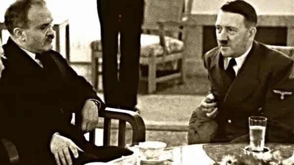 Sjećate li se što je Hitler učinio prije nego što je započeo osvajanje Europe? Ponavlja li Trump istu strategiju?